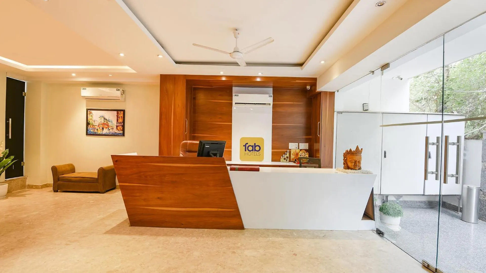 Fabhotel The Prime Land Gurgaon Otel