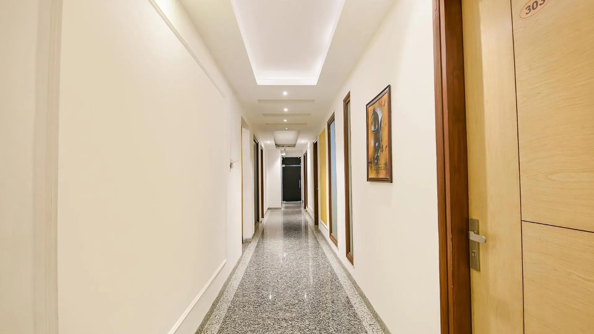 Fabhotel The Prime Land Gurgaon Otel